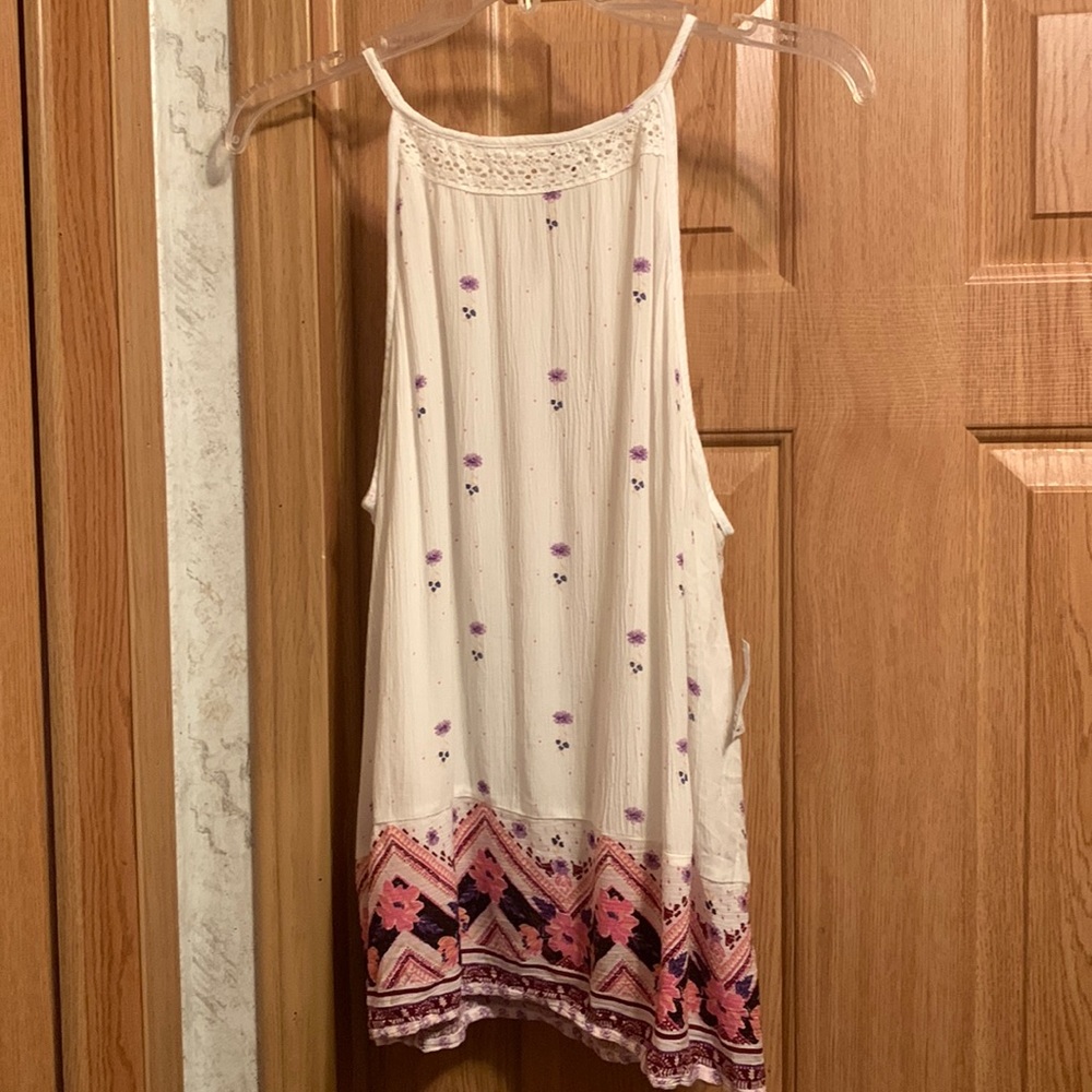 Mudd Floral White Flowy Tank — NWT — XL